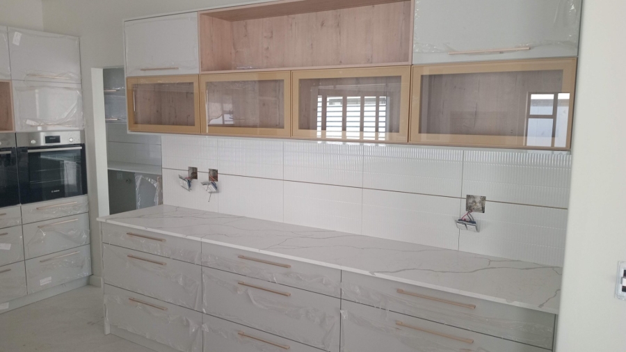 4 Bedroom Property for Sale in Sandown Western Cape